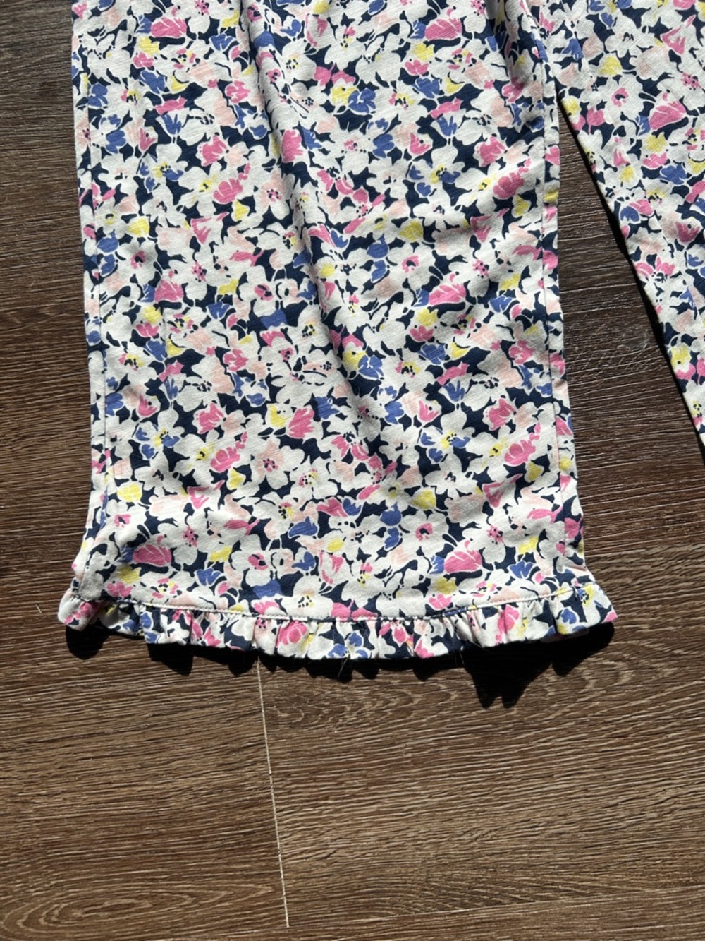 Ralph Lauren Women’s Floral Drawstring  Pants - Pink, Navy & White, soft - Picture 3 of 5